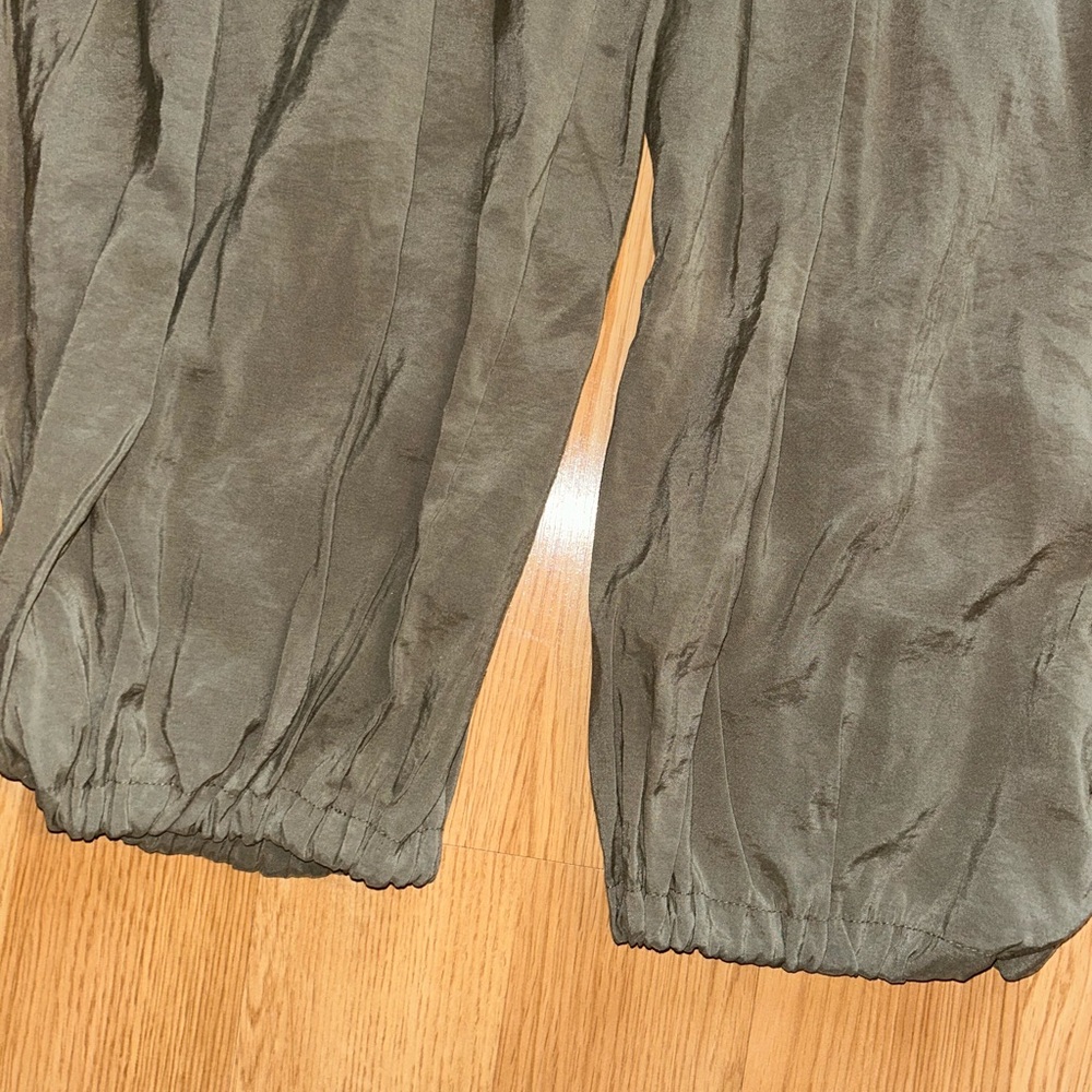 Anthropologie Green Wide Leg Pants - Picture 6 of 9